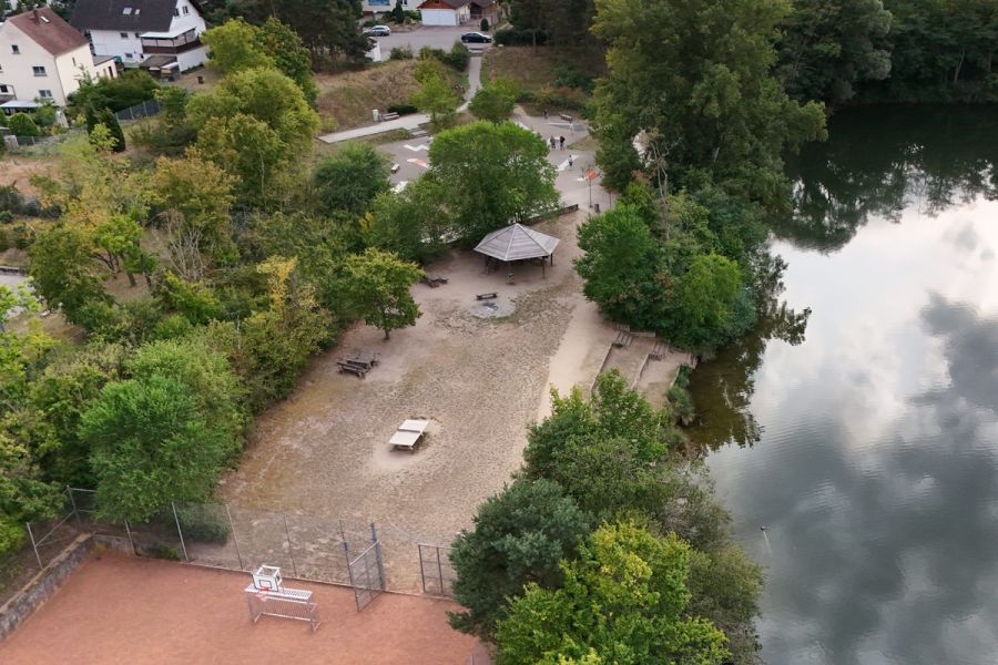 Drohnenbild: Grillplatz von oben