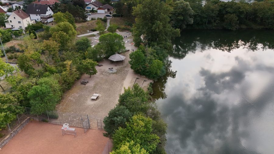 Drohnenbild: Grillplatz von oben